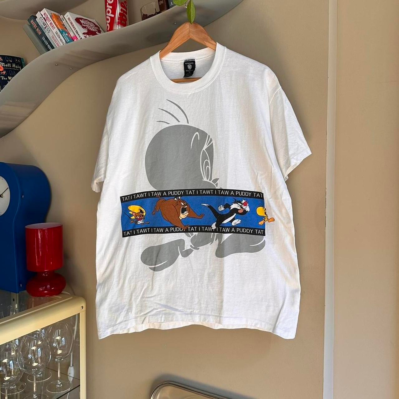 Vintage 1996 Looney Tunes Shirt